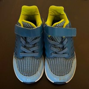 ❌❌SOLD ❌❌Toddler rapidarun adidas